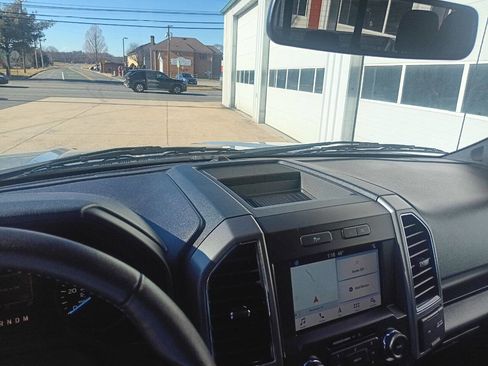 Used 2018 Ford F150 XLT w/ Equipment Group 302A Luxury image 18