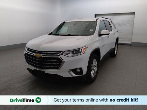Used 2020 Chevrolet Traverse LT w/ Driver Confidence II Package AWD/4WD image 1