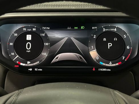 Used 2024 Land Rover Range Rover Sport SE image 30