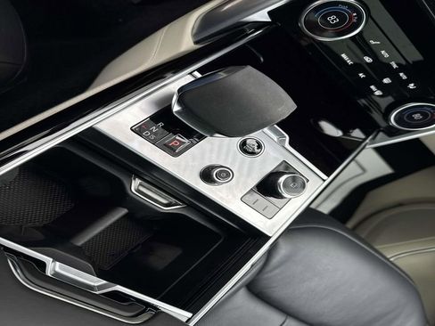 Certified 2023 Land Rover Range Rover SE image 26