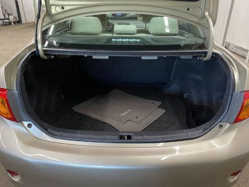 Used 2010 Toyota Corolla FWD image 12