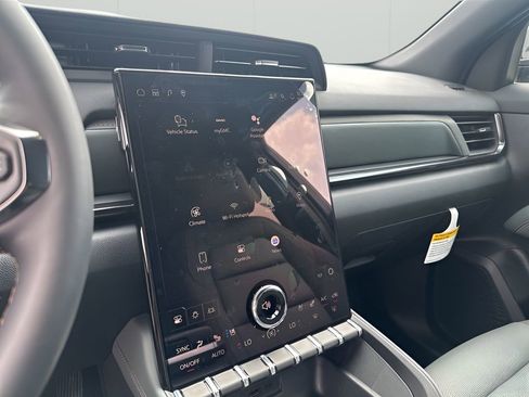 New 2026 GMC Terrain AT4 w/ Convenience Package III image 33