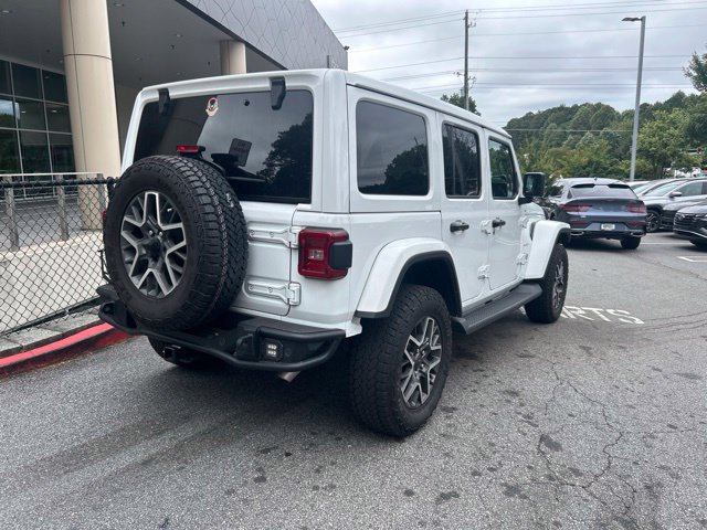 Used 2024 Jeep Wrangler Unlimited Sahara w/ Technology Group AWD/4WD image 6