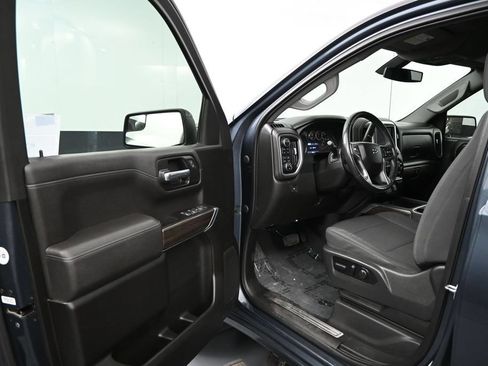Used 2022 Chevrolet Silverado 1500 RST w/ Z71 Off-Road Package AWD/4WD image 5