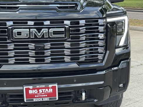 Used 2025 GMC Sierra 2500 Denali Ultimate image 5