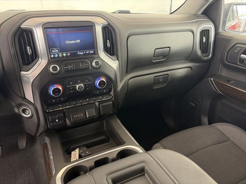 Used 2021 GMC Sierra 1500 Elevation w/ Preferred Package AWD/4WD image 4