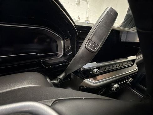 Used 2024 GMC Sierra 1500 SLT image 48