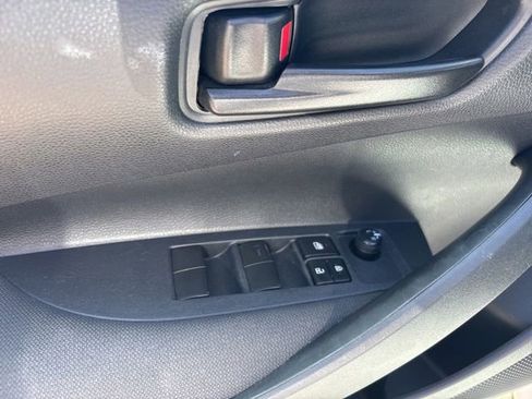 Used 2024 Toyota Corolla LE FWD image 28