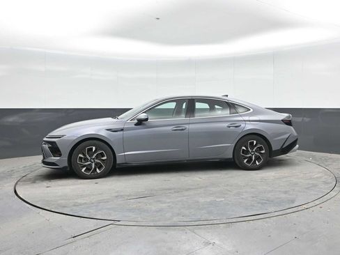 Used 2024 Hyundai Sonata SEL FWD image 4