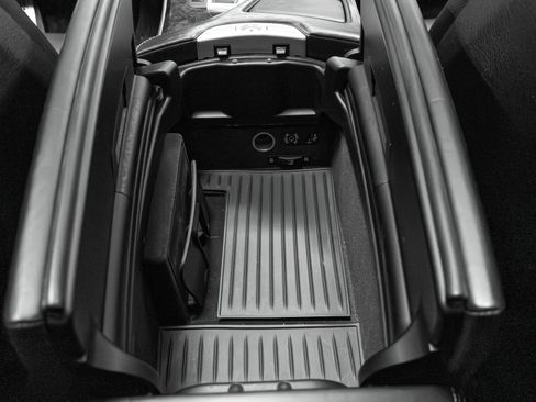 Used 2017 BMW 650i xDrive 650i xDrive image 25