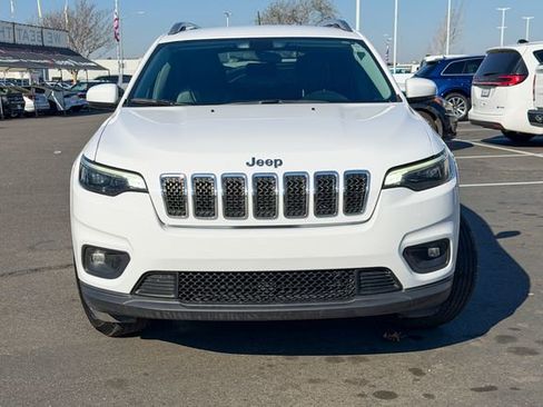 Used 2020 Jeep Cherokee Latitude Plus w/ Cold Weather Group image 3