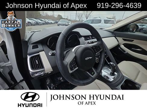 Used 2020 Jaguar E-PACE SE image 30