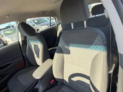 Used 2019 Hyundai Ioniq Blue FWD image 6