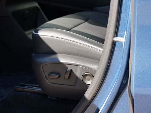 Used 2025 Buick Enclave Preferred image 15