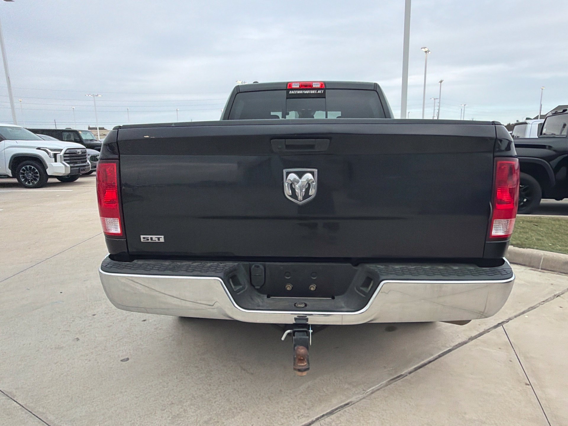 Used 2020 RAM 1500 Classic SLT RWD image 4