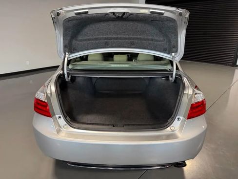 Used 2014 Honda Accord EX-L image 11