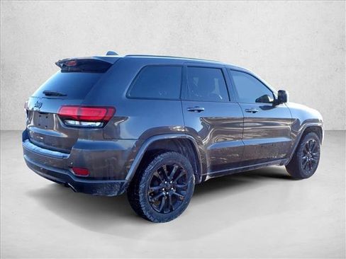 Used 2020 Jeep Grand Cherokee Altitude image 13