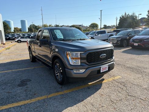Used 2021 Ford F150 XL w/ Equipment Group 101A High RWD image 3