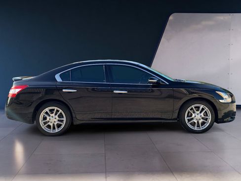 Used 2009 Nissan Maxima 3.5 SV w/ Tech Pkg FWD image 6
