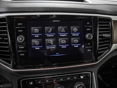 Used 2022 Volkswagen Atlas SE FWD image 20