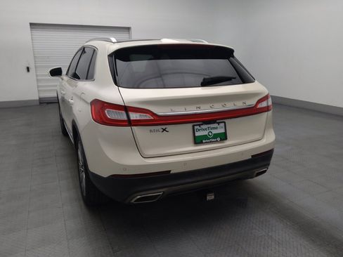 Used 2016 Lincoln MKX Black Label w/ Technology Package FWD image 6