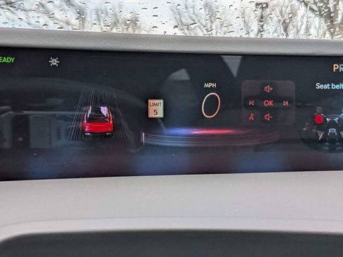 Used 2025 Lincoln Nautilus Reserve image 25