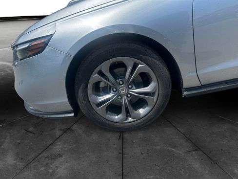 Used 2024 Honda Accord EX image 14