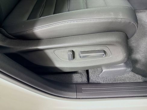 Certified 2026 Honda CR-V EX-L image 23