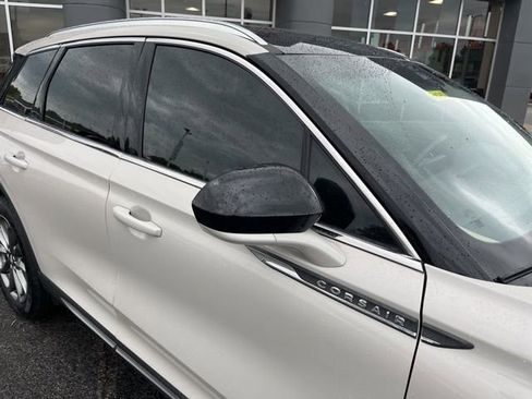 Used 2021 Lincoln Corsair Standard w/ Premium Package image 6