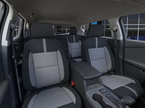 New 2026 Chevrolet Blazer LT w/ Midnight/Sport Edition FWD image 18
