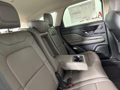 New 2026 Lincoln Corsair Reserve image 23