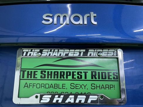 Used 2016 smart fortwo passion image 11