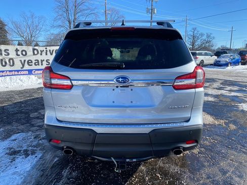 Used 2019 Subaru Ascent Premium image 3