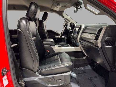 Used 2021 Ford F250 Lariat w/ Lariat Ultimate Package image 29