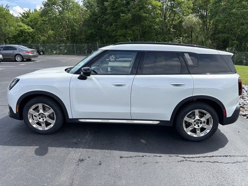 New 2025 MINI Cooper Countryman S w/ Comfort Package Max image 2