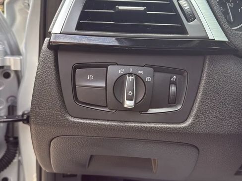 Used 2016 BMW 328i Sedan RWD image 14
