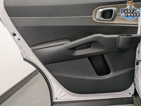 Certified 2022 Kia Sorento X-Line EX AWD/4WD image 22