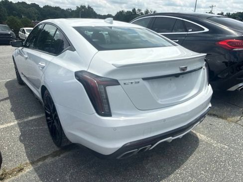 Used 2021 Cadillac CT5 V w/ Premium Package RWD image 5
