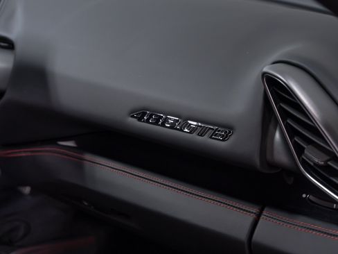 Used 2016 Ferrari 488 GTB RWD image 70