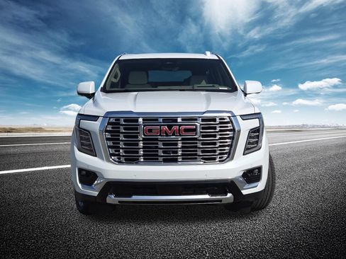 New 2026 GMC Yukon XL Denali w/ Denali Reserve Package AWD/4WD image 16