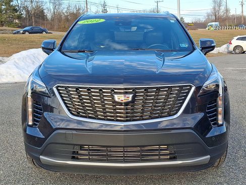 Used 2022 Cadillac XT4 Premium Luxury w/ Enhanced Visibility Package image 2