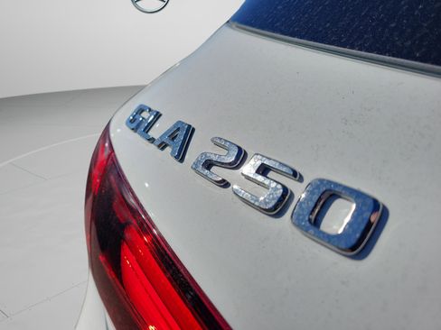 Certified 2026 Mercedes-Benz GLA 250 image 26