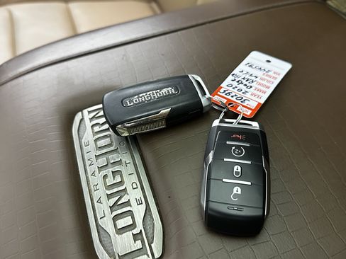 Used 2020 RAM 1500 Limited image 19