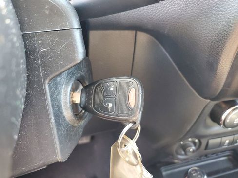 Used 2018 Jeep Wrangler Unlimited Sport S AWD/4WD image 22