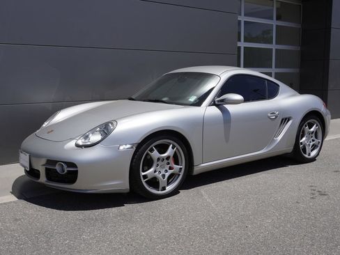 Used 2006 Porsche Cayman S RWD image 3
