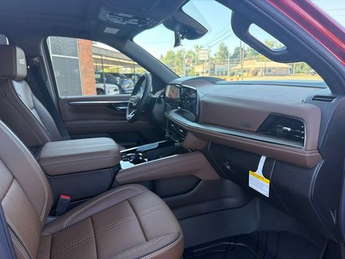 New 2026 Chevrolet Tahoe High Country AWD/4WD image 23
