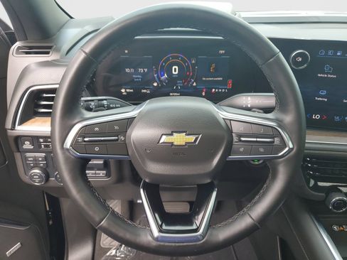 Used 2025 Chevrolet Tahoe High Country AWD/4WD image 29