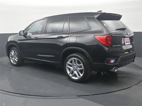 Certified 2024 Honda Passport EX-L image 5