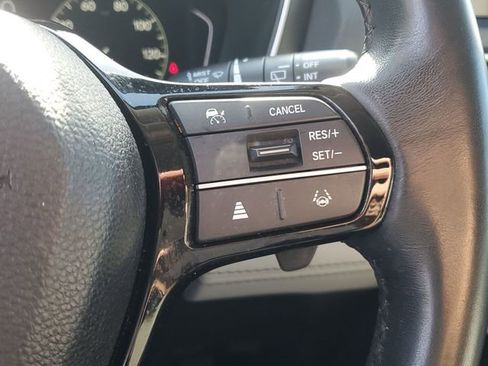 Used 2023 Honda Pilot EX-L image 35