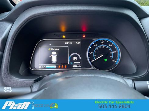 Used 2023 Nissan Leaf SV Plus image 29